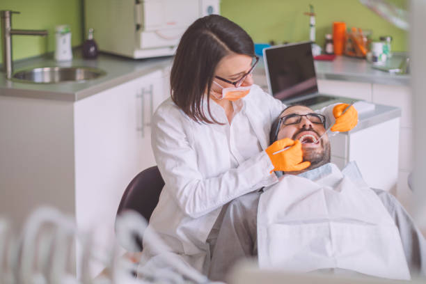 Best Weekend Emergency Dentist in Carrier Mls, IL